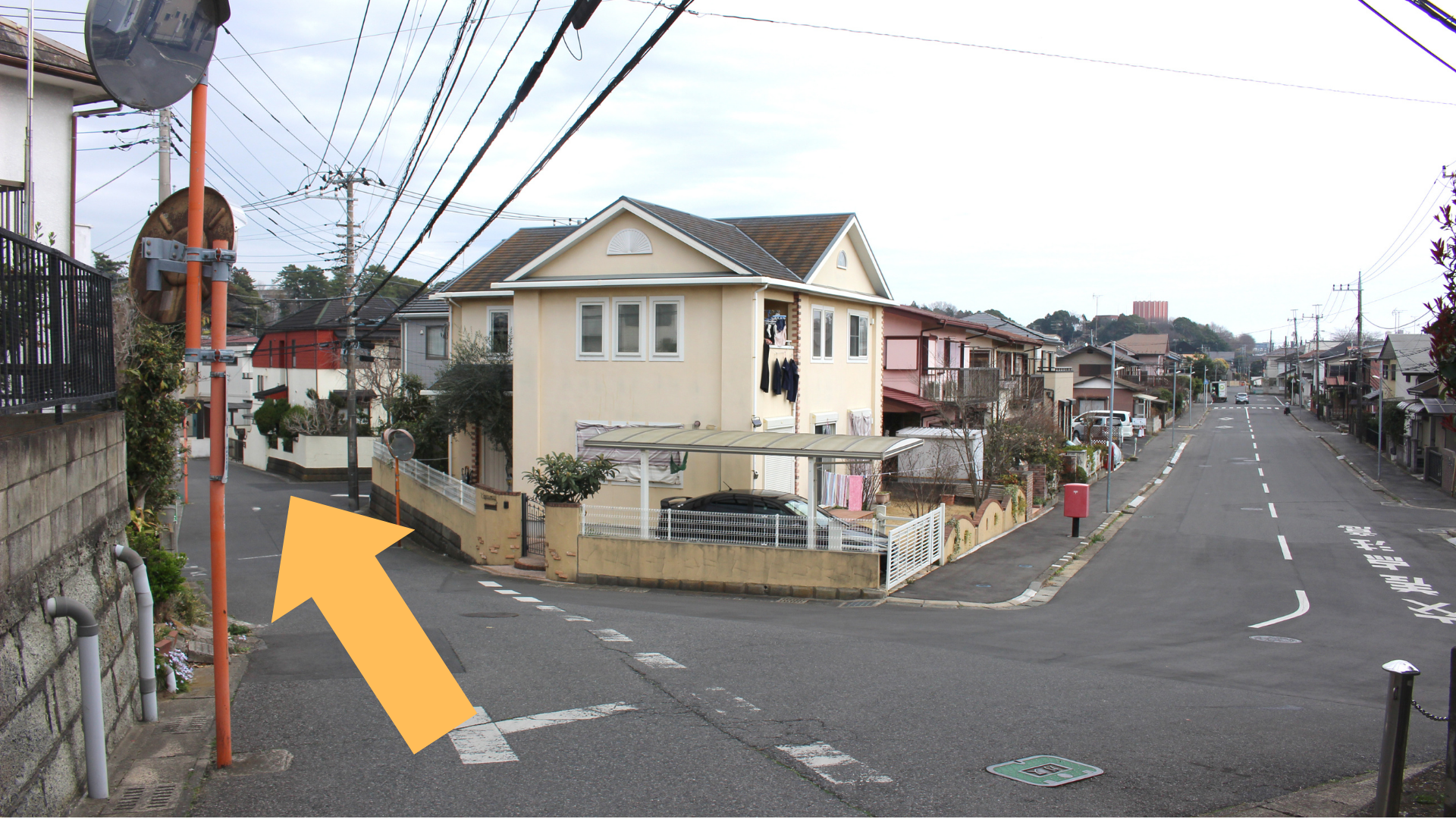 我孫子駅からシモン鍼灸院へ|交差点を左折